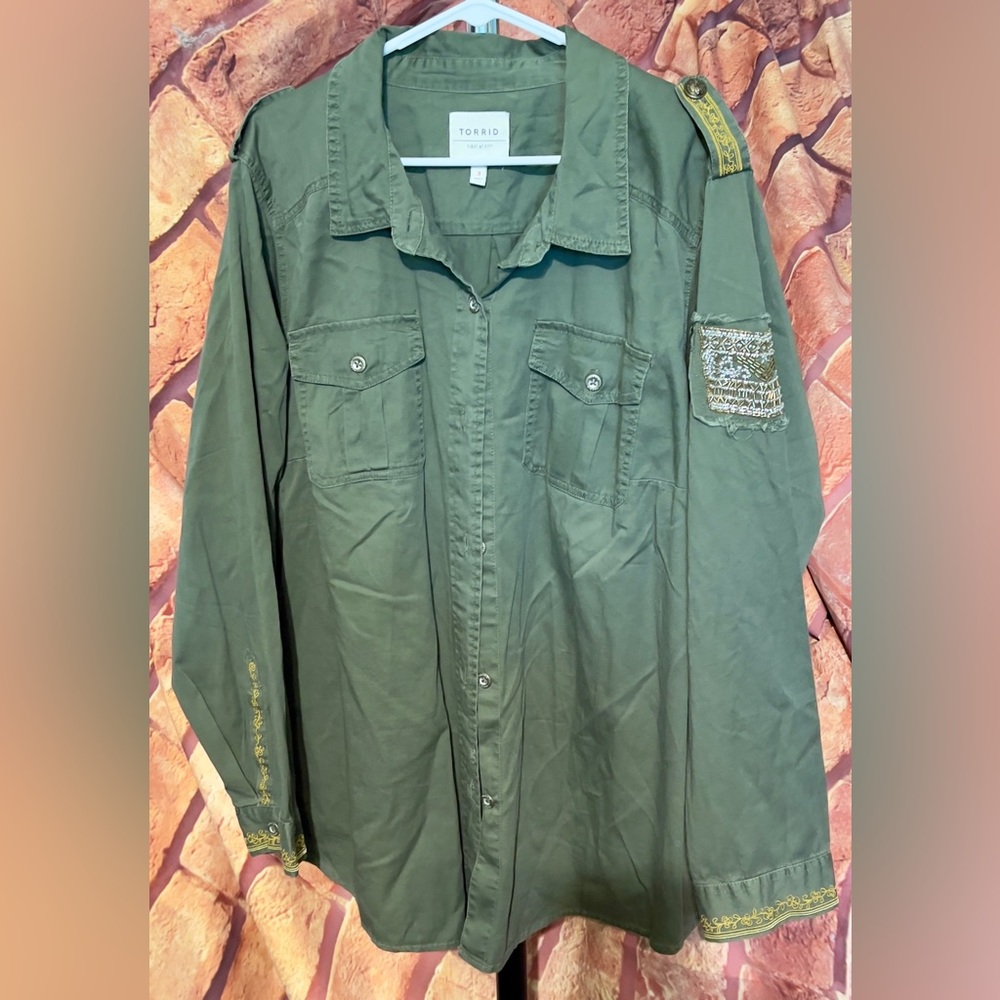 Torrid 3 jacket/shirt